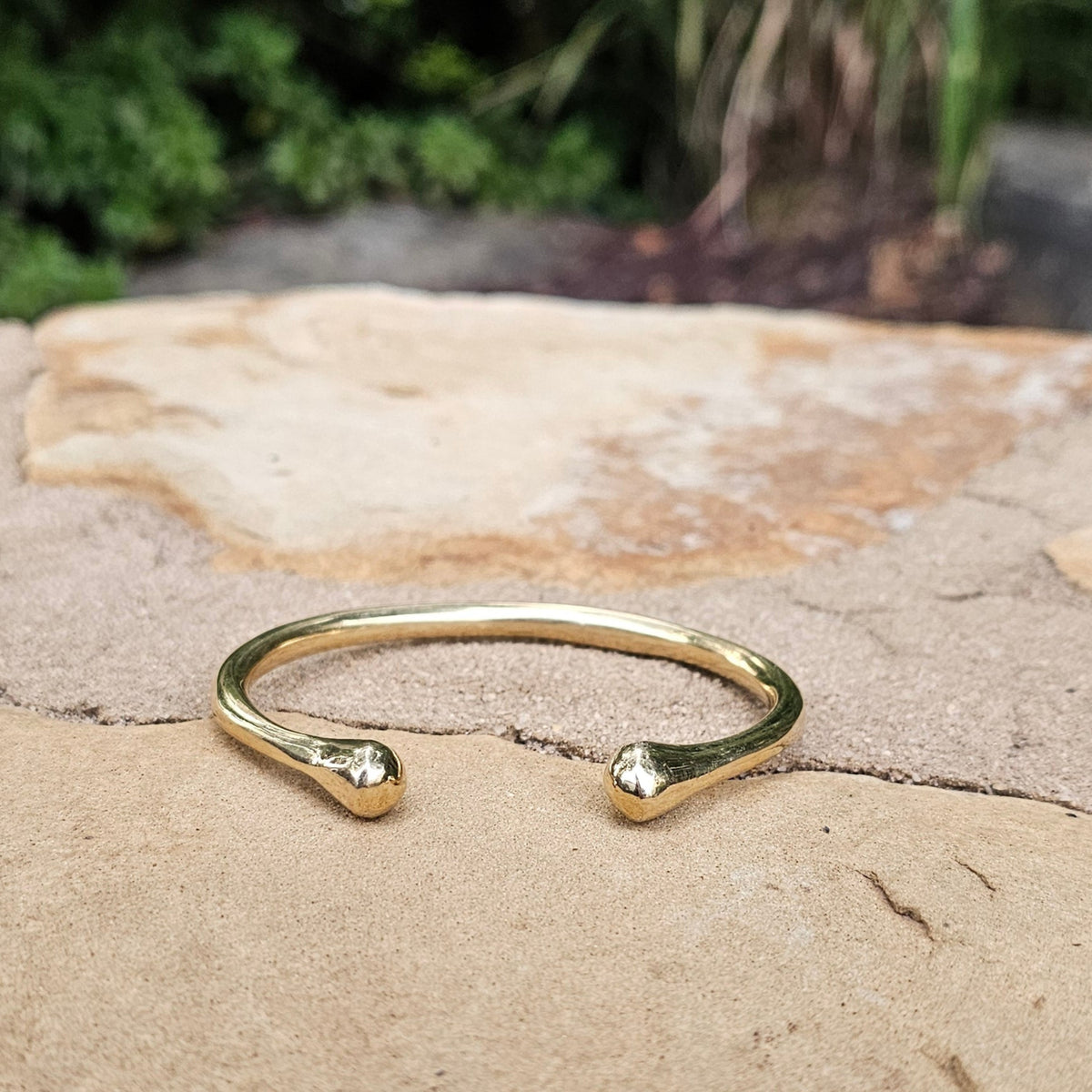 Smooth Doorknocker Unisex Brass Bracelet