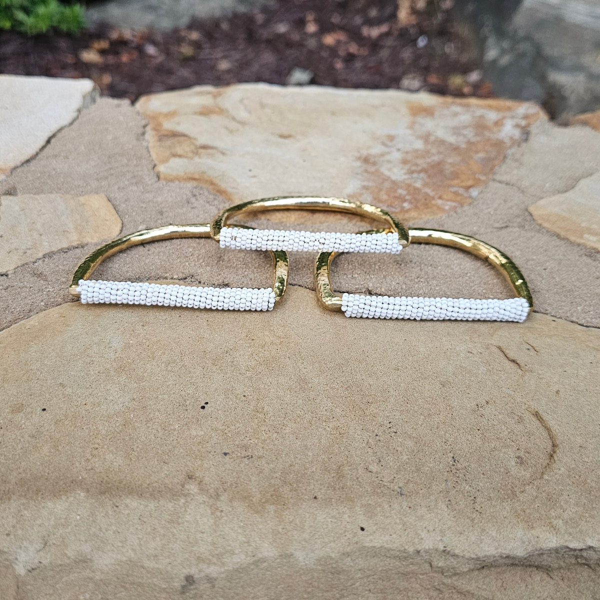 Hammered White Beaded U Brass Bracelet