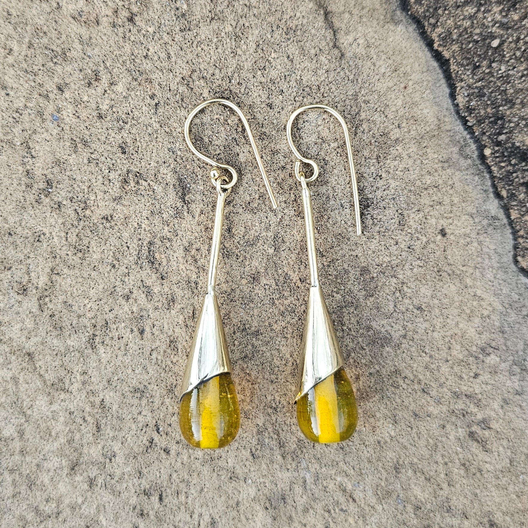 Yellow Glass & Brass Raindrop Threader Earrings