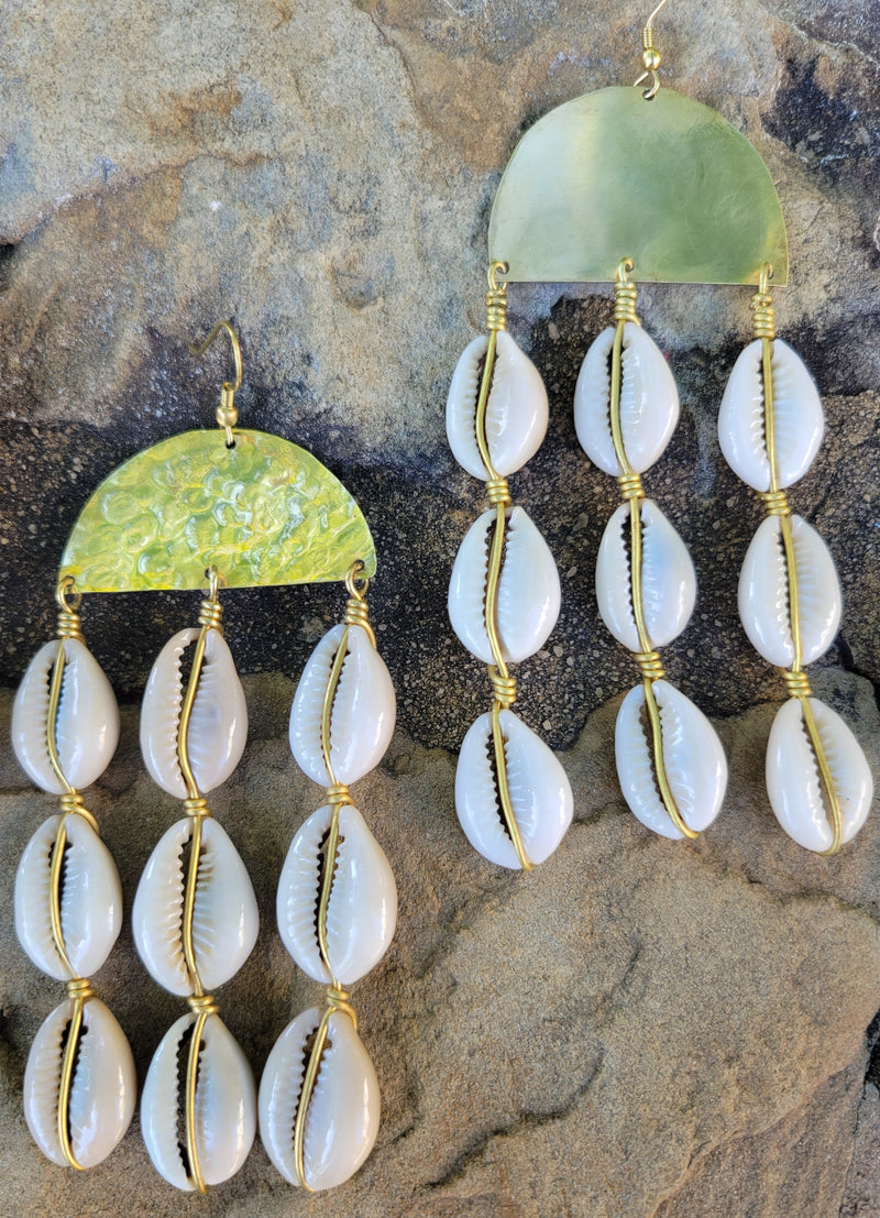 Hammered Cowrie Shell Curtain Earrings