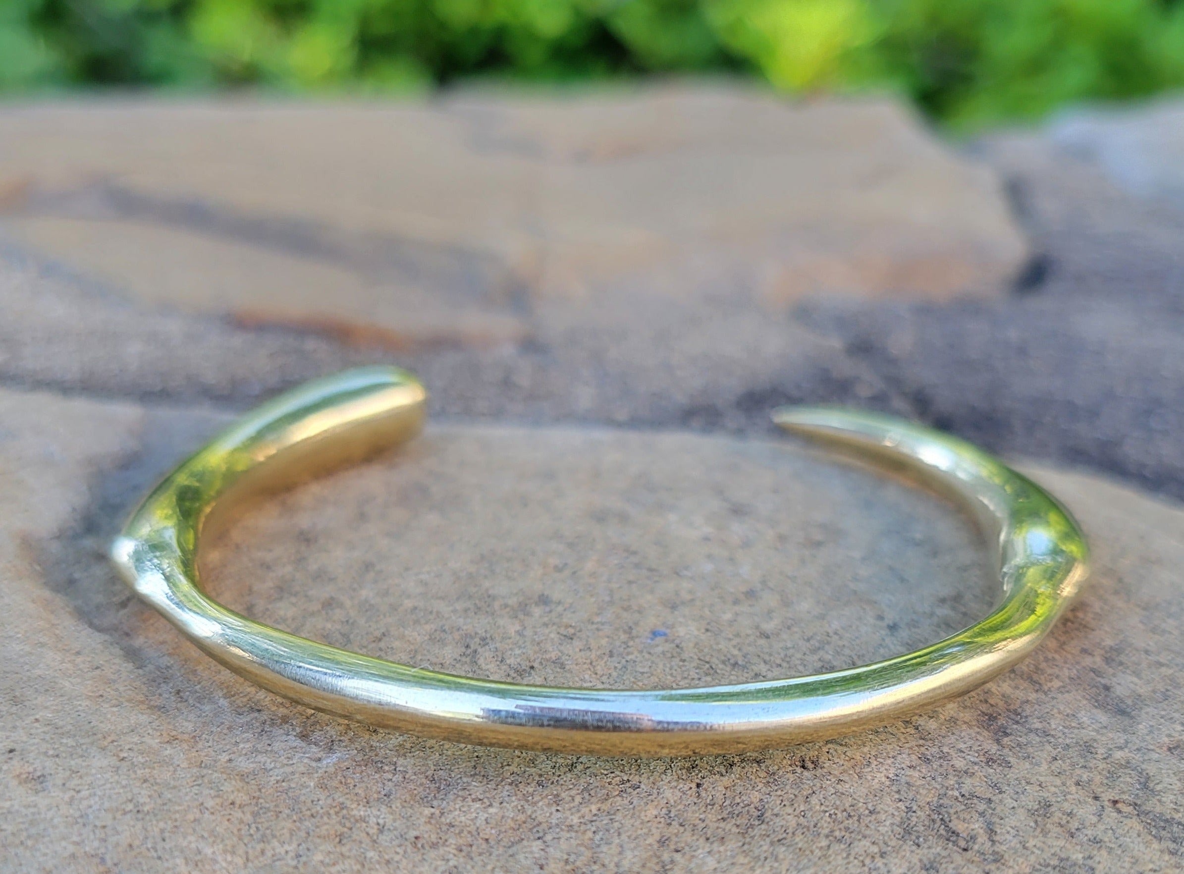 Smooth Lion's Tooth Open Unisex Brass Bracelet