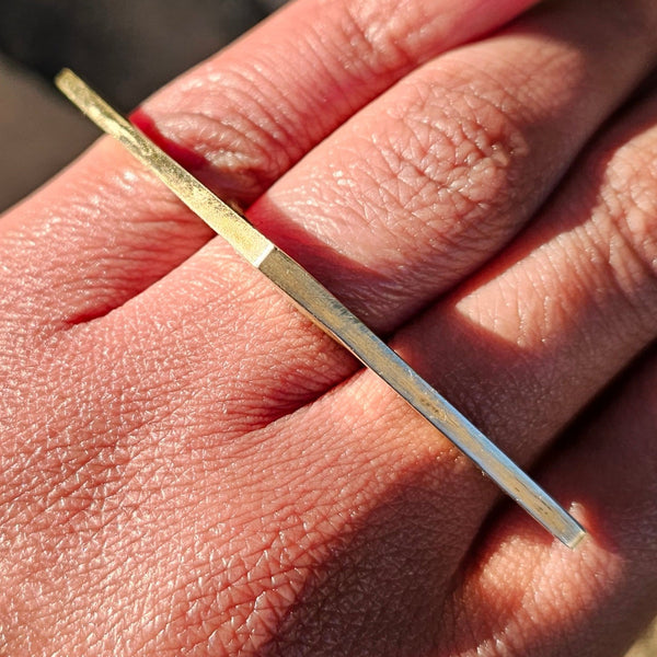 Thin Smooth Bar Adjustable Brass Ring