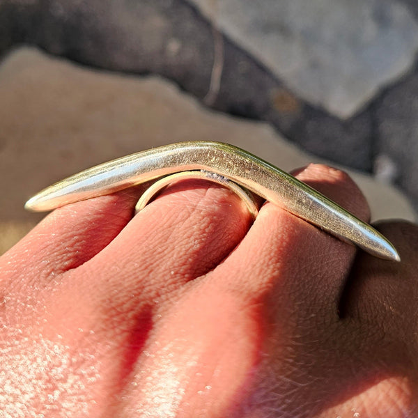 Smooth Arrow Adjustable Brass Ring