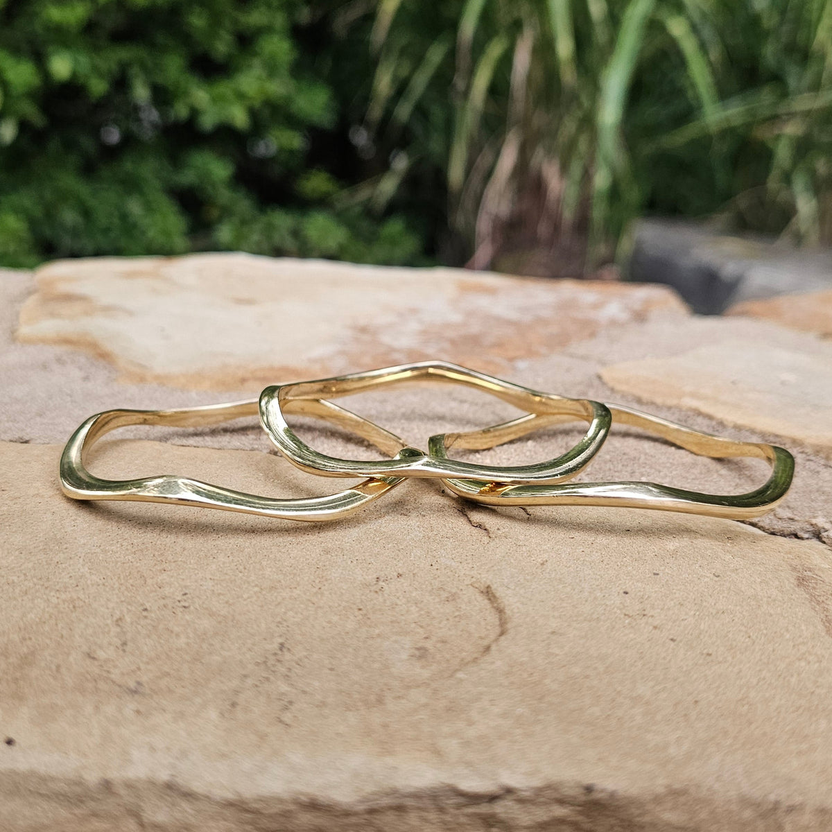 Thin Smooth Wave Brass Bracelet