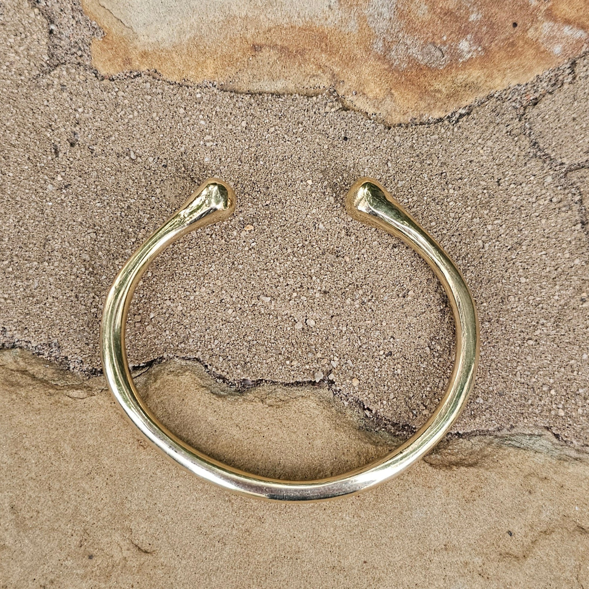Smooth Doorknocker Unisex Brass Bracelet