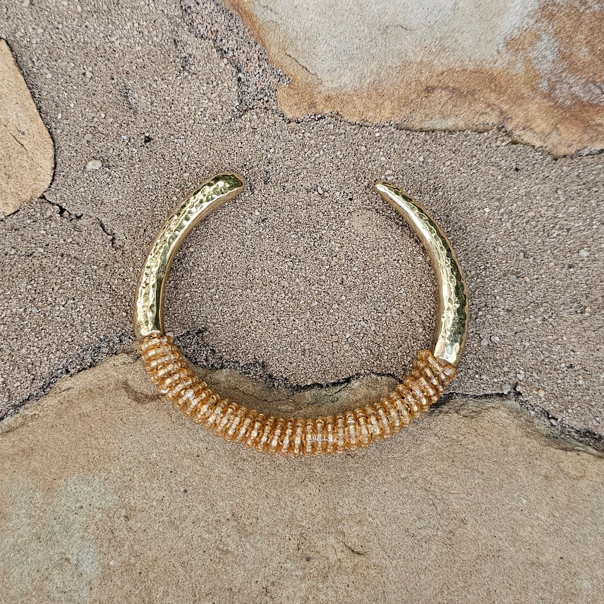 Hammered Gold Beaded Lion's Tooth Open Brass Bracelet