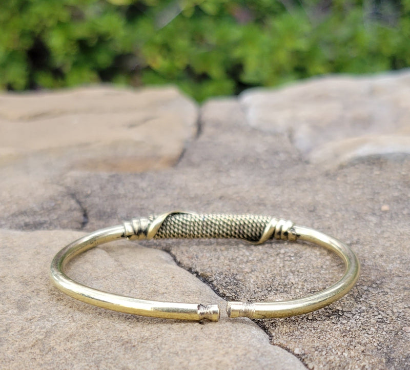 Thin Wrap Design Unisex Brass Bracelet